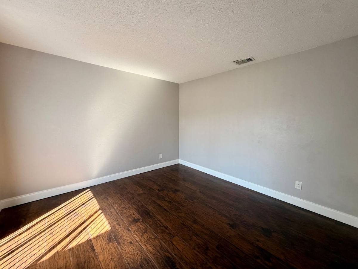 Apartment for rent at 21-24 Springwood Square, Port Orange, FL 32129