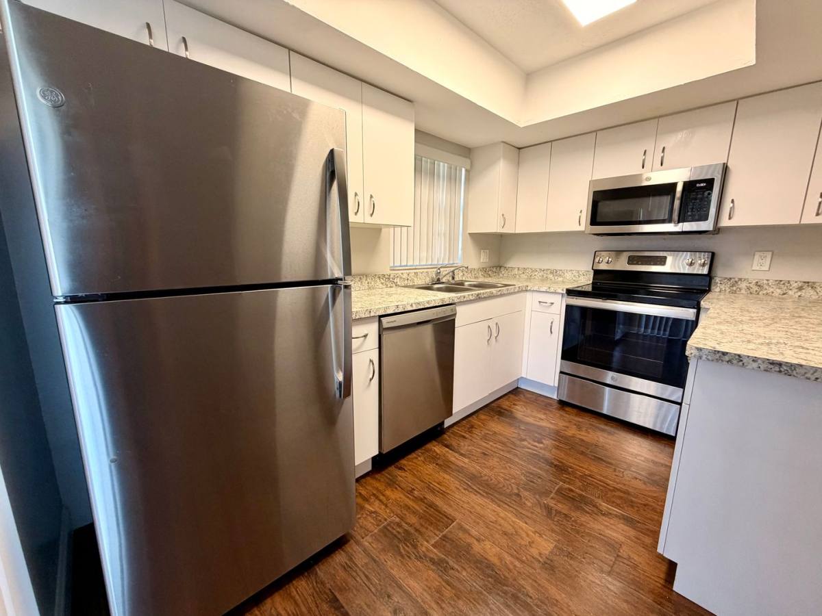 Apartment for rent at 21-24 Springwood Square, Port Orange, FL 32129