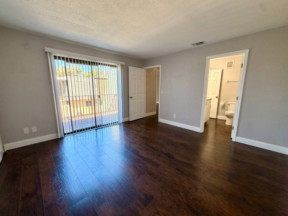 Apartment for rent at 21-24 Springwood Square, Port Orange, FL 32129