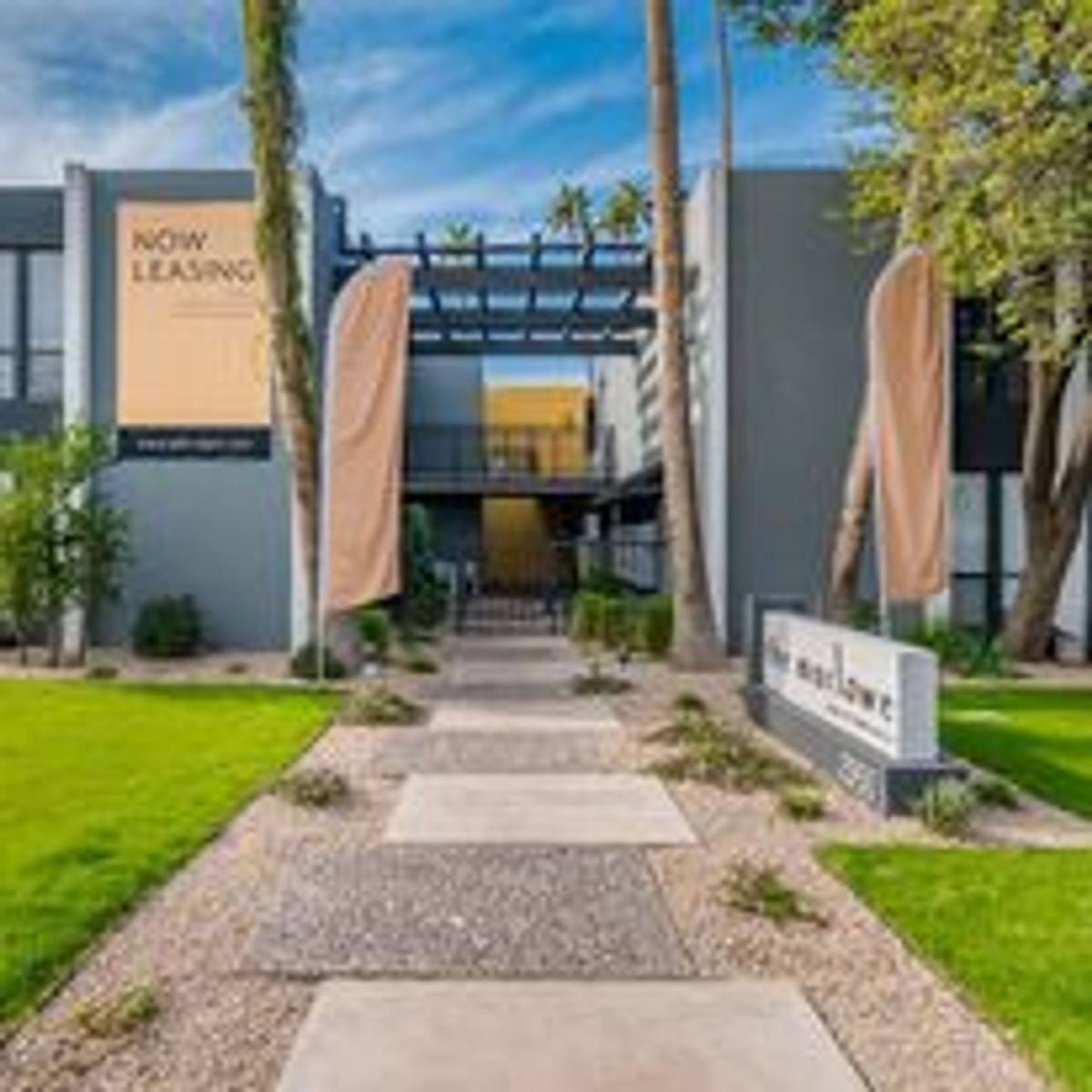 Apartment for rent at 2950 N 46th St, Phoenix, AZ 85018
