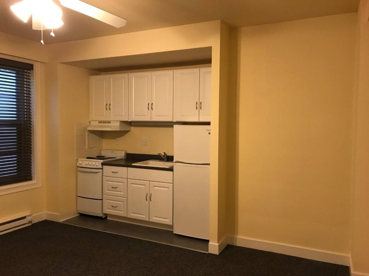 Apartment for rent at 1129 SW Washington St, Portland, OR 97205