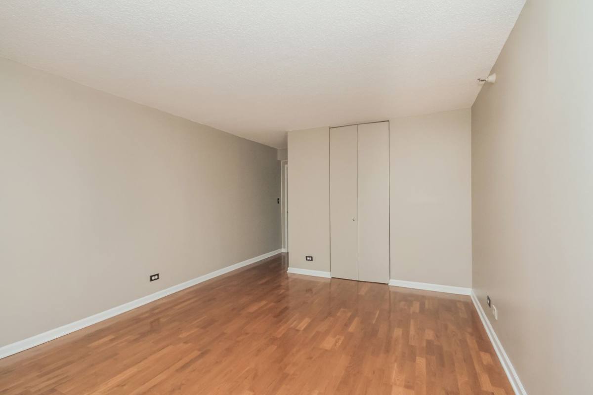 Apartment for rent at 10 E Ontario St, Chicago, IL 60611