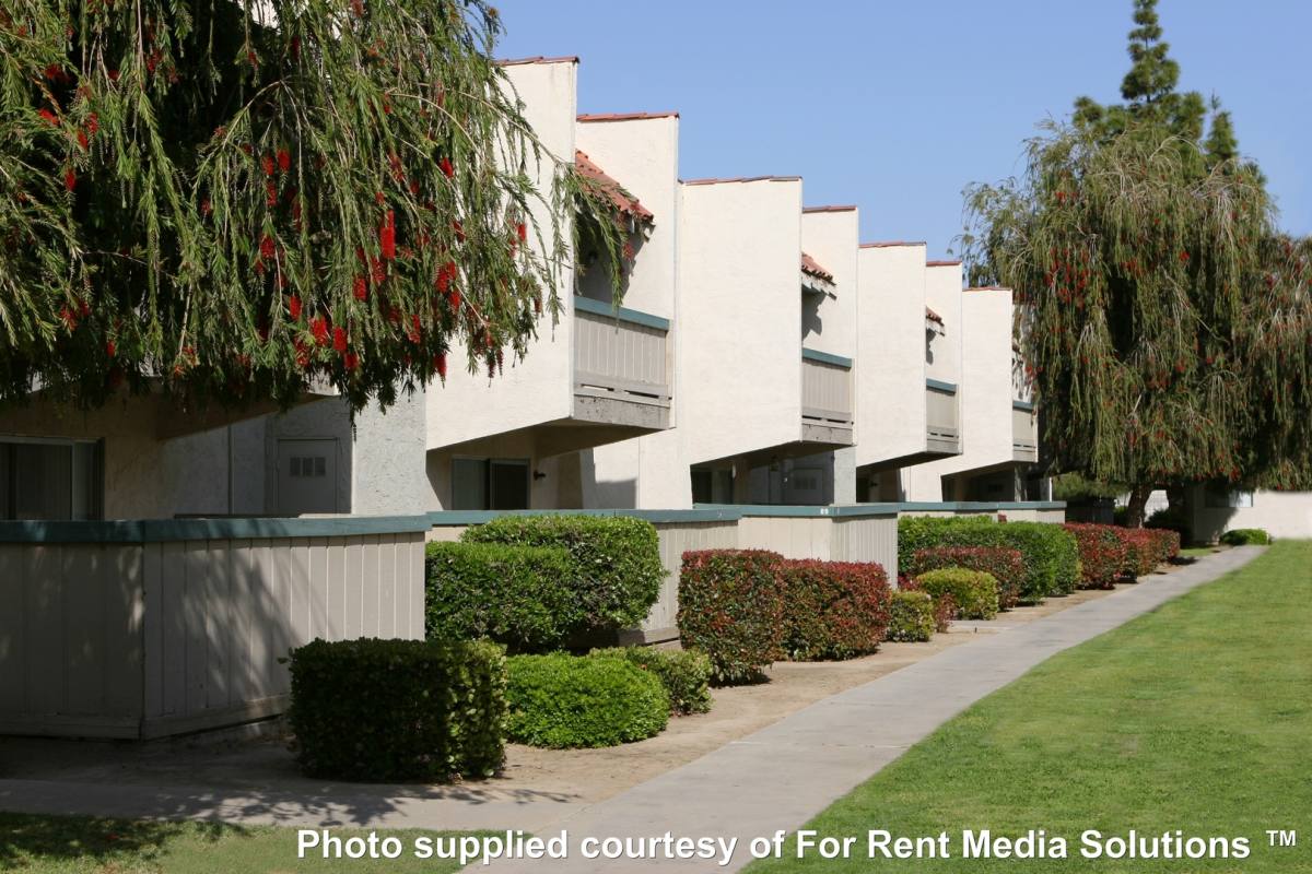 Apartment for rent at 2224 So Real Rd, Bakersfield, CA 93309