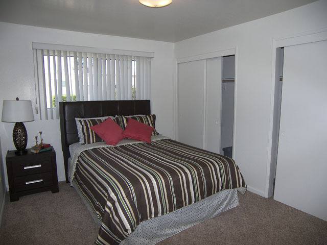 Apartment for rent at 2224 So Real Rd, Bakersfield, CA 93309