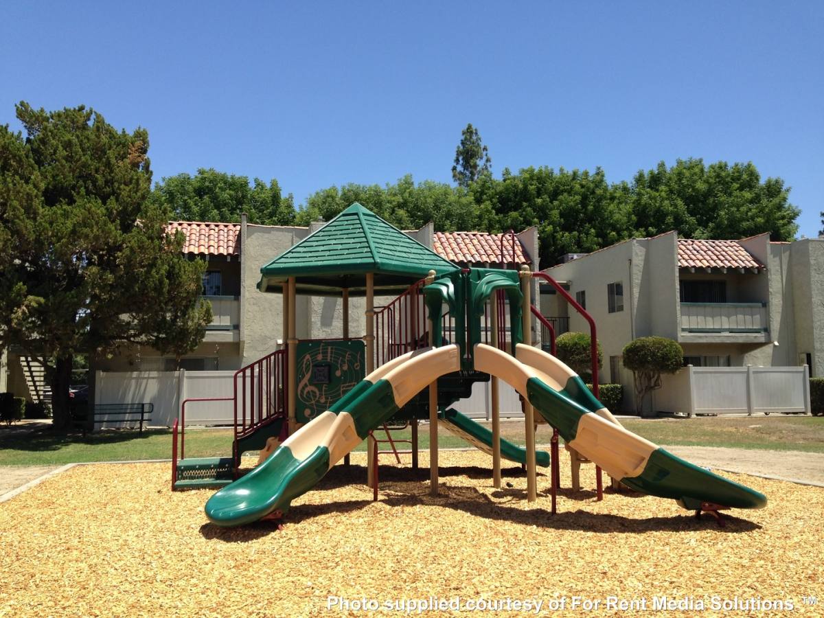 Apartment for rent at 2224 So Real Rd, Bakersfield, CA 93309