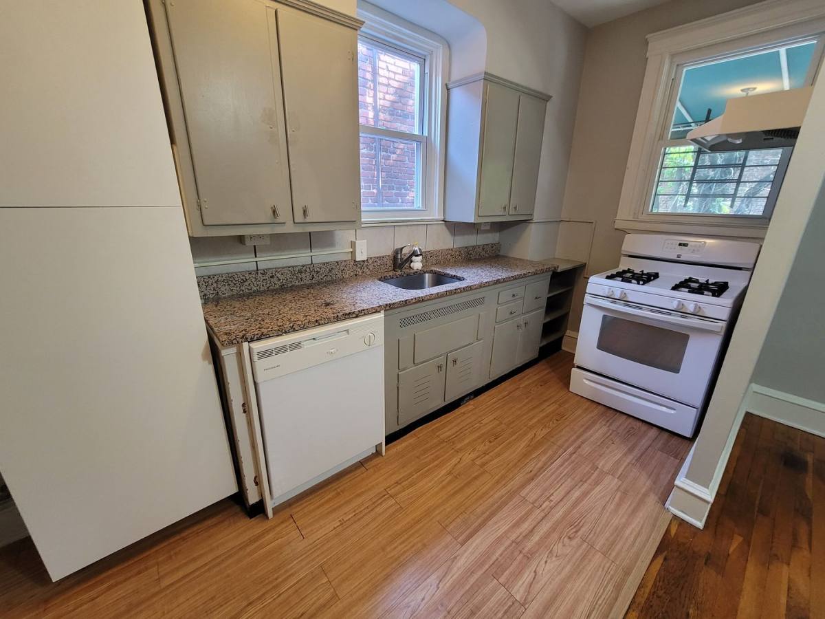 Apartment for rent at 3133 N Calvert St, Baltimore, MD 21218