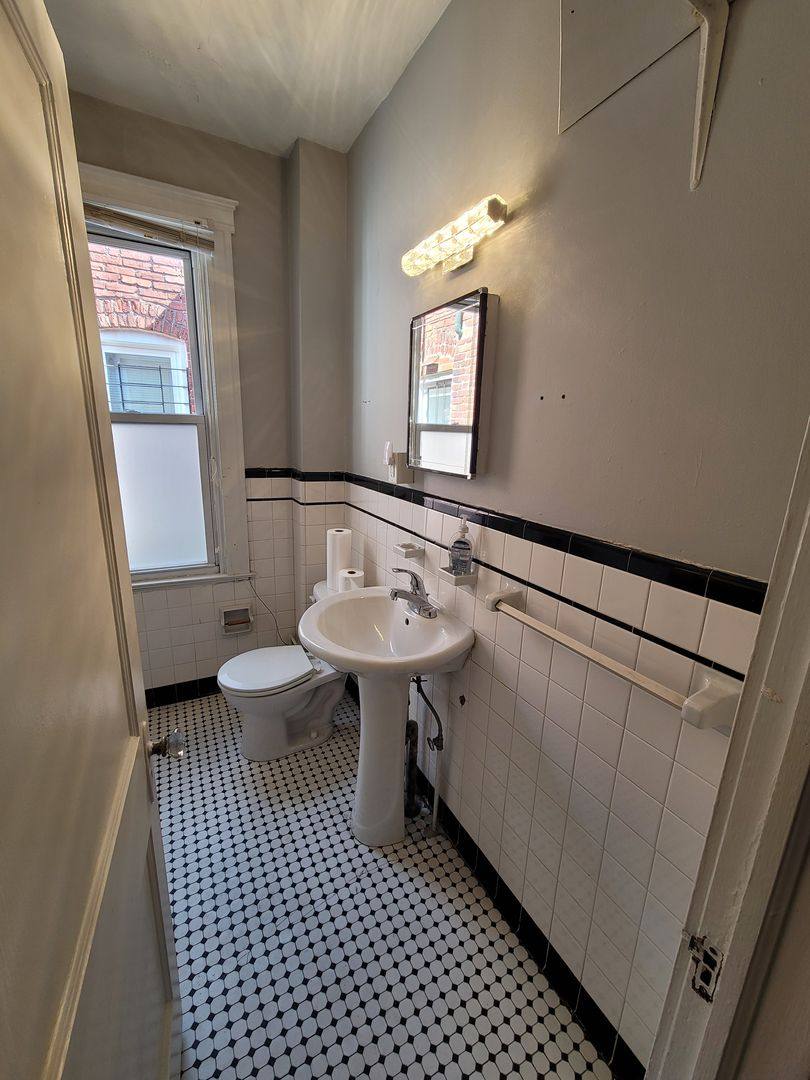 Apartment for rent at 3133 N Calvert St, Baltimore, MD 21218