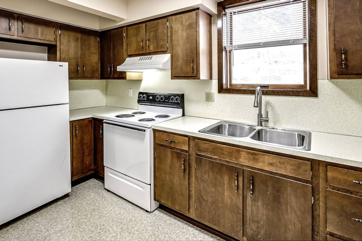 Apartment for rent at 6640 Military Ave #9, Omaha, NE 68104