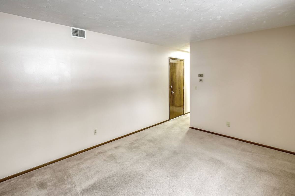 Apartment for rent at 6640 Military Ave #9, Omaha, NE 68104