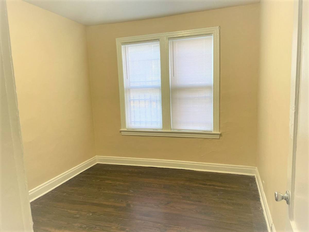 Apartment for rent at 1304 Court Ave, Memphis, TN 38104