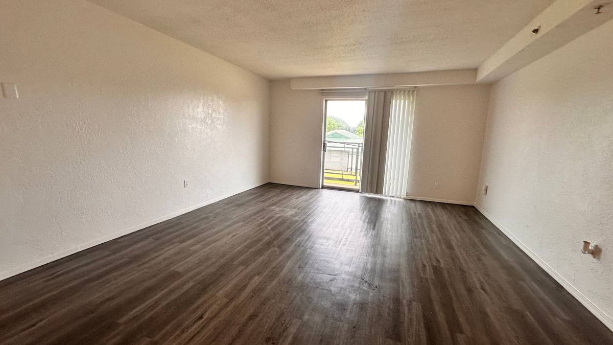 Apartment for rent at 2700 N Lindsay, Oklahoma City, OK 73105