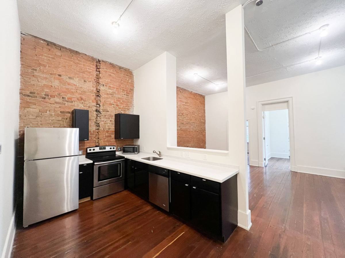 Apartment for rent at 1123-1125 Walnut St, Cincinnati, OH 45202