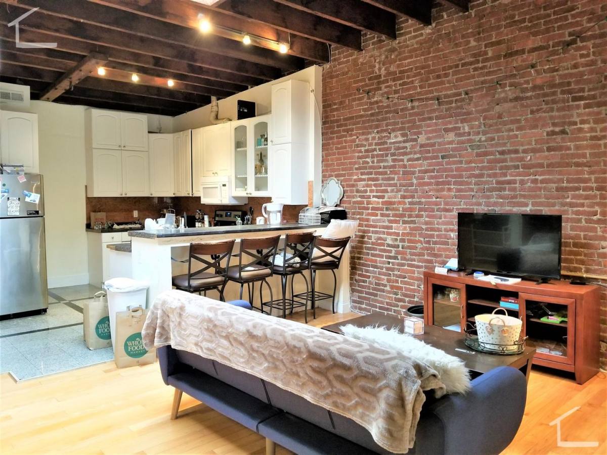 Townhouse for rent at 29 Saint Mary's Court #25, Brookline, MA 02446