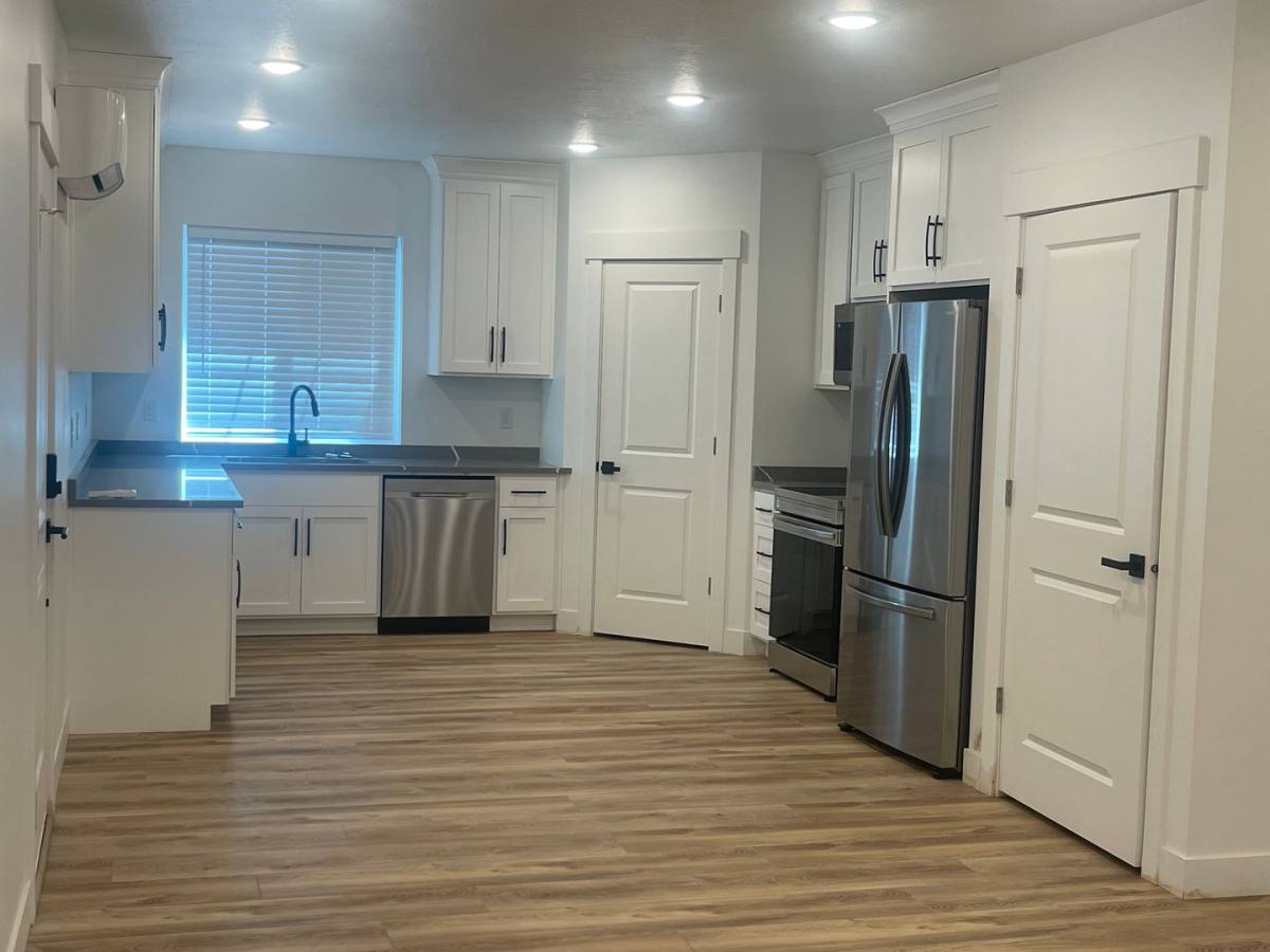 Apartment for rent at 686 W 200 S, Lindon, UT 84042