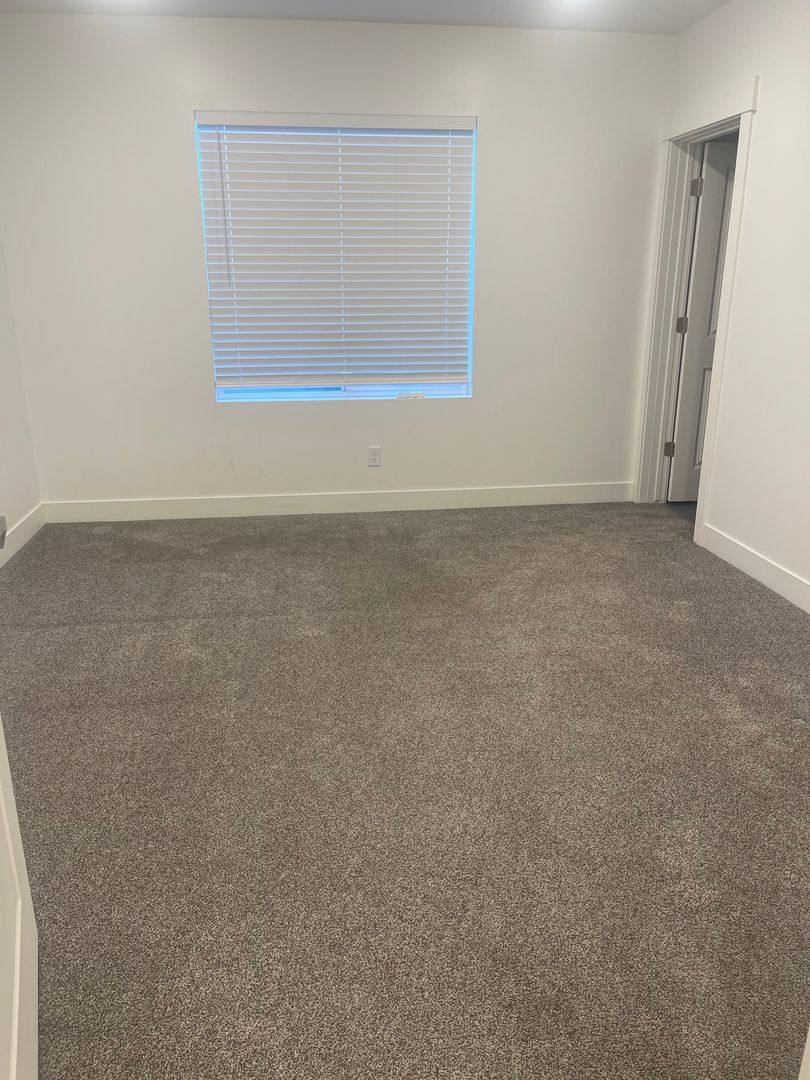Apartment for rent at 686 W 200 S, Lindon, UT 84042