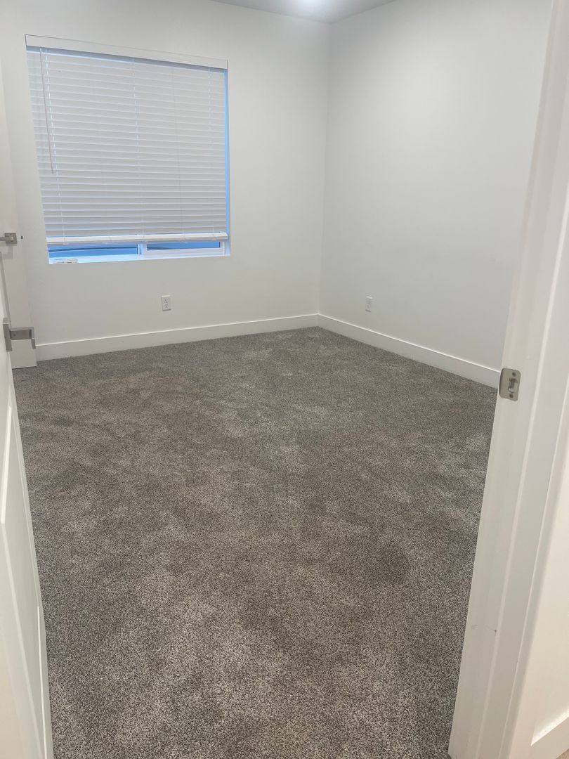 Apartment for rent at 686 W 200 S, Lindon, UT 84042
