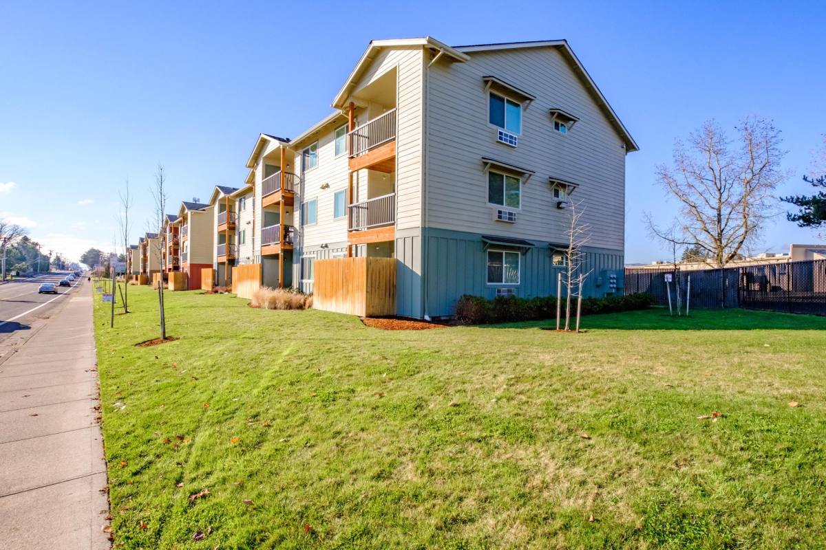 Apartment for rent at 2163-2395 Lafayette Ave, McMinnville, OR 97128