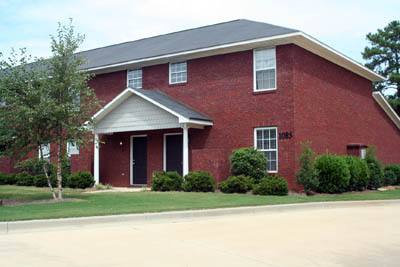 Apartment for rent at 1085-12 Northpointe Circle, Auburn, AL 36832