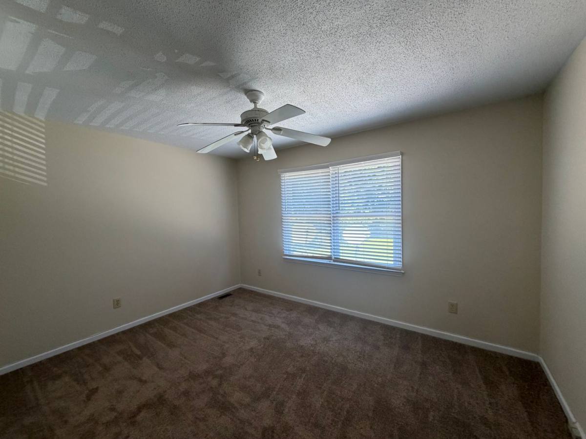 House for rent at 1652 India Hook Rd, Rock Hill, SC 29730