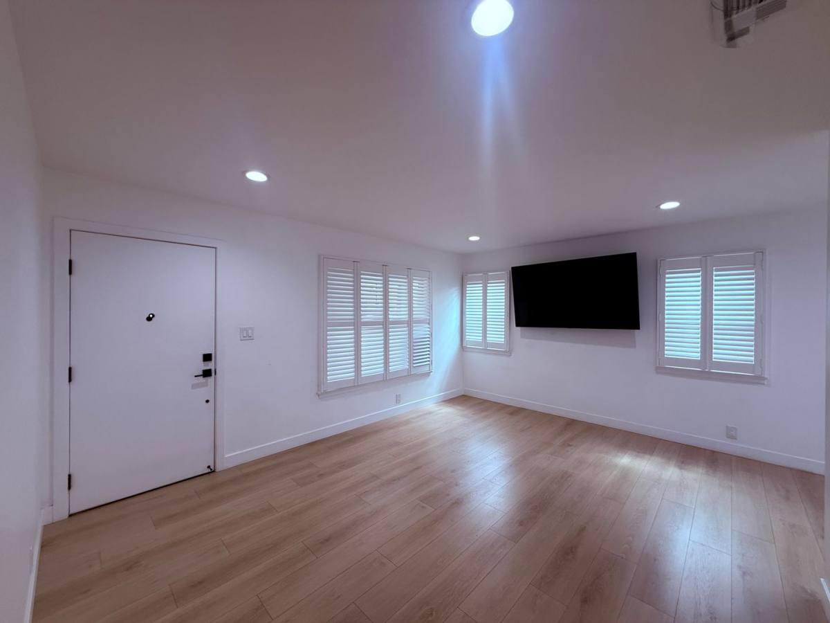 House for rent at 654 W 3rd St, Azusa, CA 91702