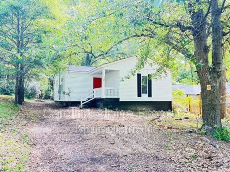 House for rent at 1100 Spann St, Shelby, NC 28150