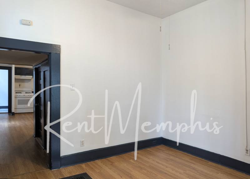 Apartment for rent at 302 Garland St #2, Memphis, TN 38104