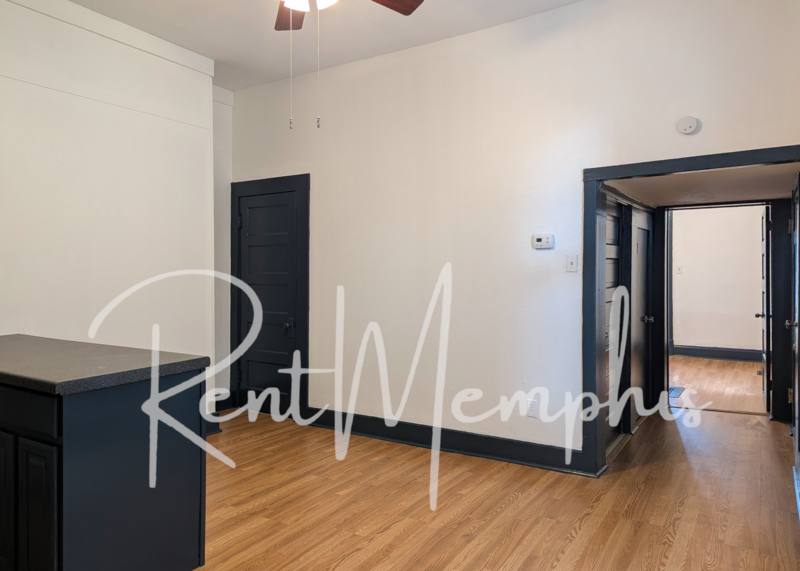 Apartment for rent at 302 Garland St #2, Memphis, TN 38104