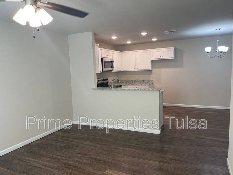 Apartment for rent at 1908 Mulberry St, Wagoner, OK 74467
