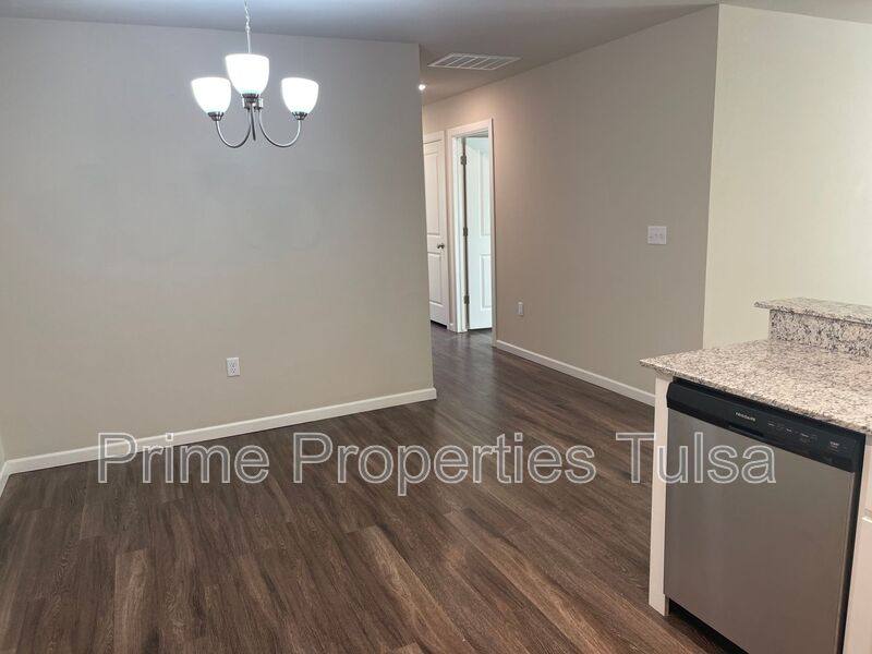 Apartment for rent at 1908 Mulberry St, Wagoner, OK 74467
