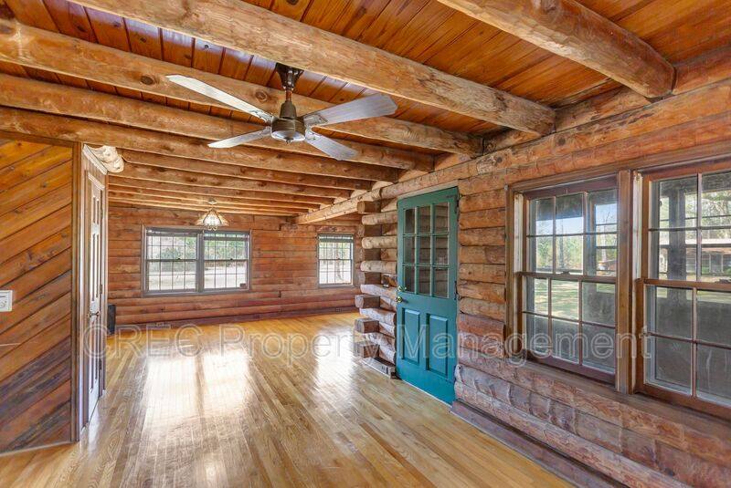 House for rent at 1575 Hudson Mill Rd, Walterboro, SC 29488