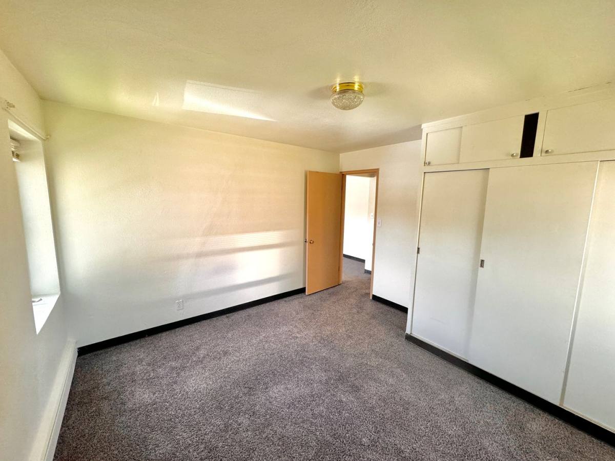 Apartment for rent at 1515 3rd Ave NE, Rochester, MN 55906