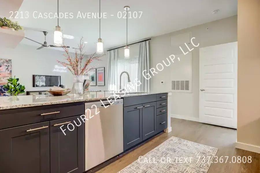 Apartment for rent at 2213 Cascades Ave, Austin, TX 78747