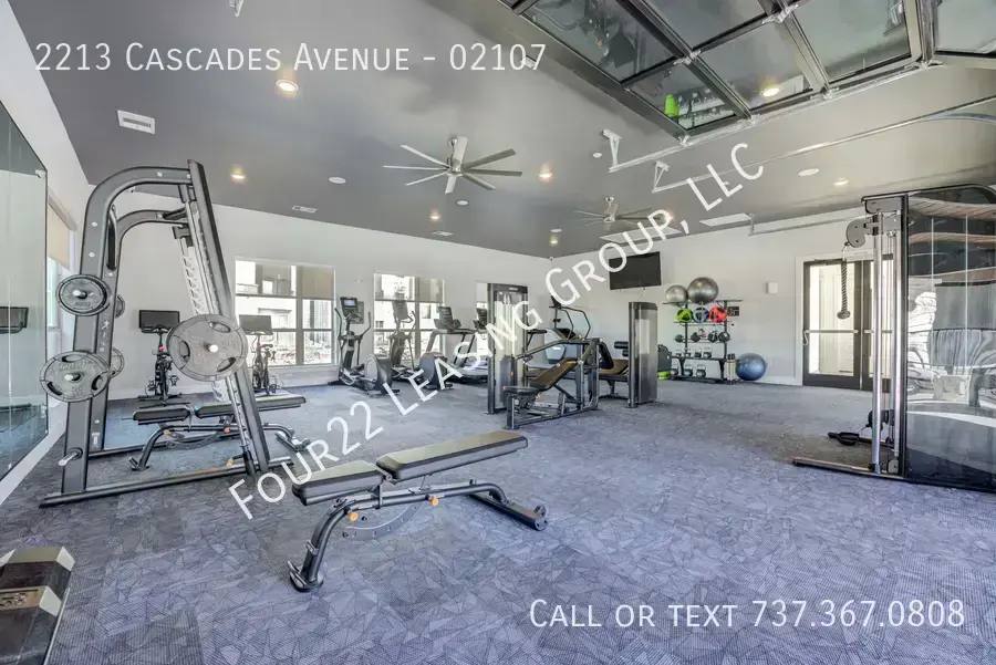 Apartment for rent at 2213 Cascades Ave, Austin, TX 78747