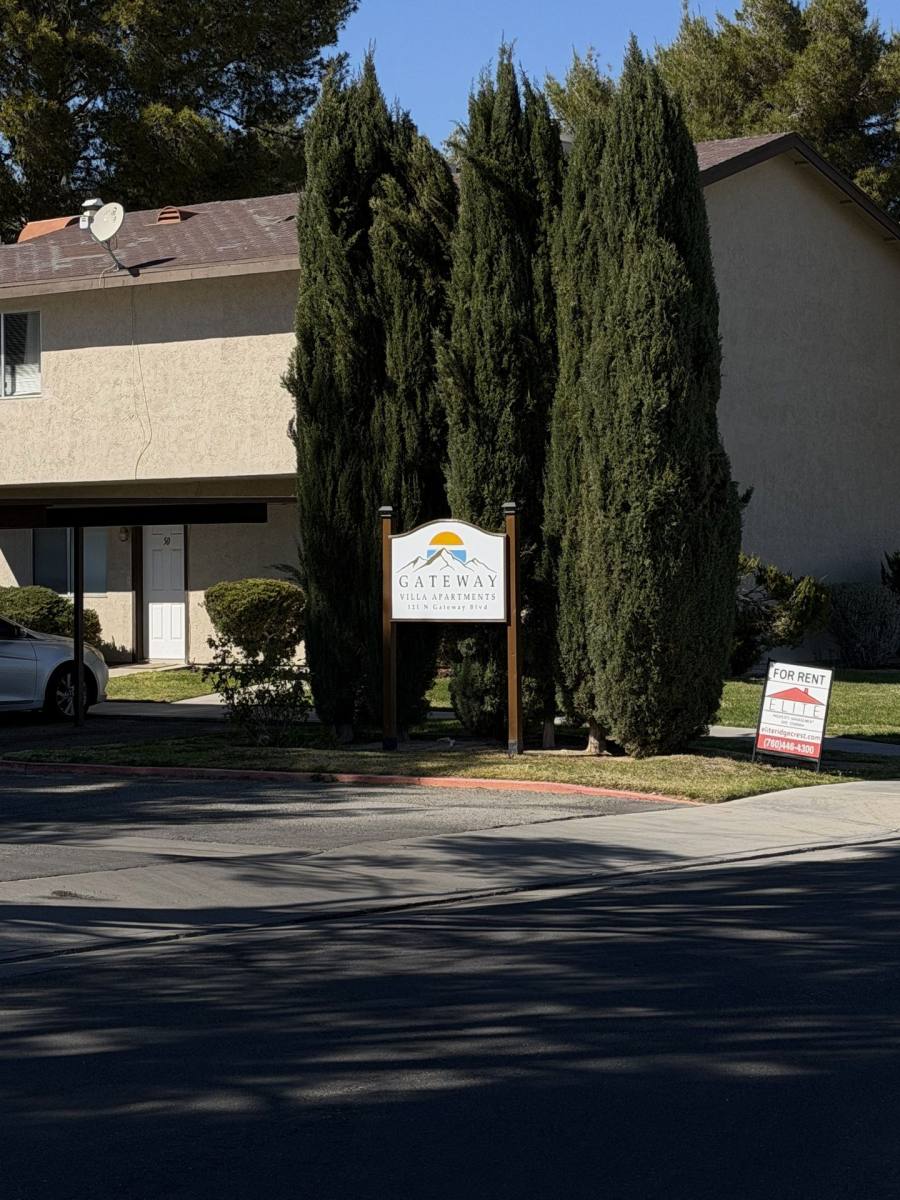 Apartment for rent at 121 N Gateway Blvd, Ridgecrest, CA 93555