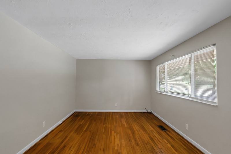 House for rent at 2080 Dundee Dr SE, Smyrna, GA 30080