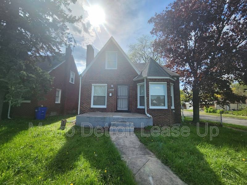 House for rent at 19419 Westphalia St, Detroit, MI 48205