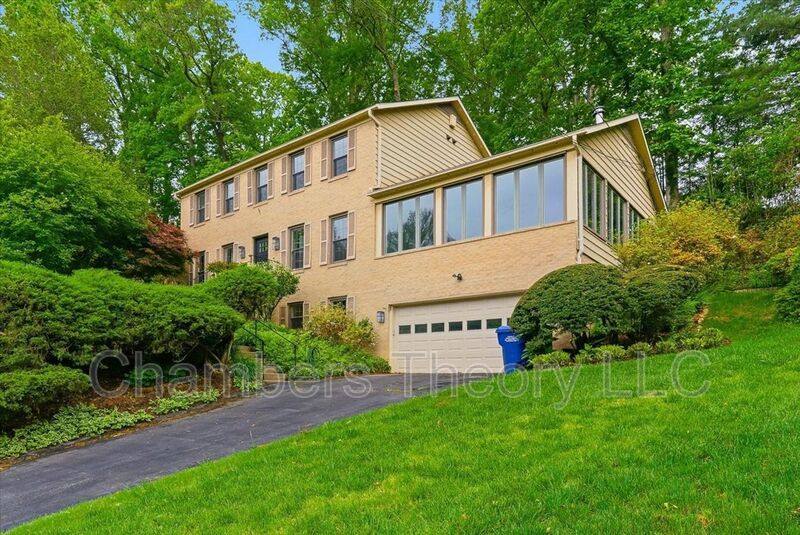 House for rent at 1436 Ironwood Dr, McLean, VA 22101