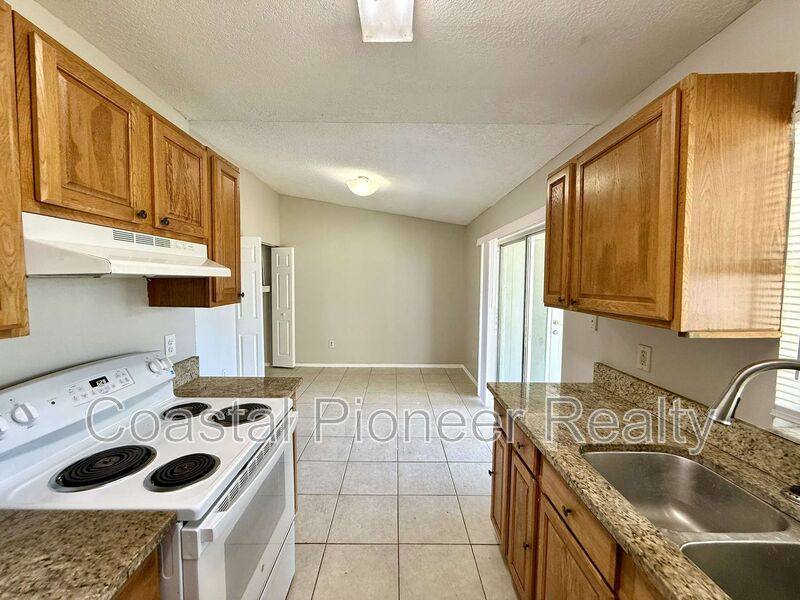 House for rent at 1242 Coolmont Dr, Brandon, FL 33511