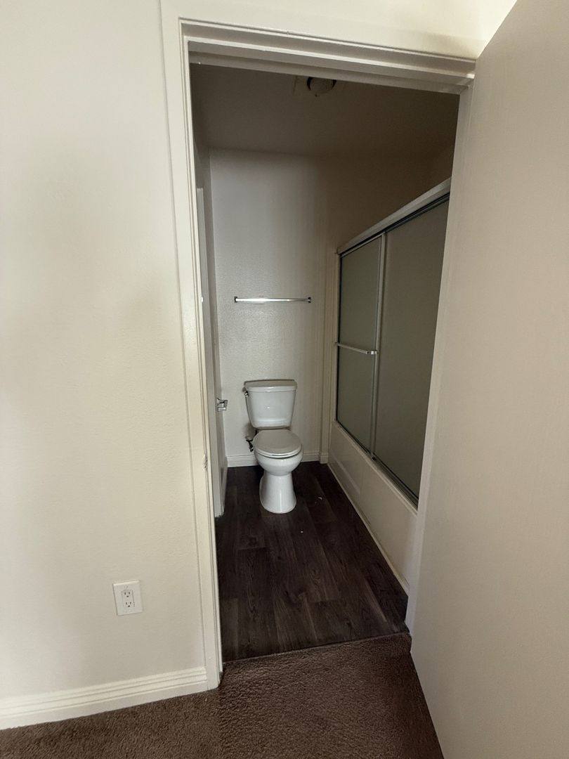 Apartment for rent at 7147 Greeley St, Tujunga, CA 91042
