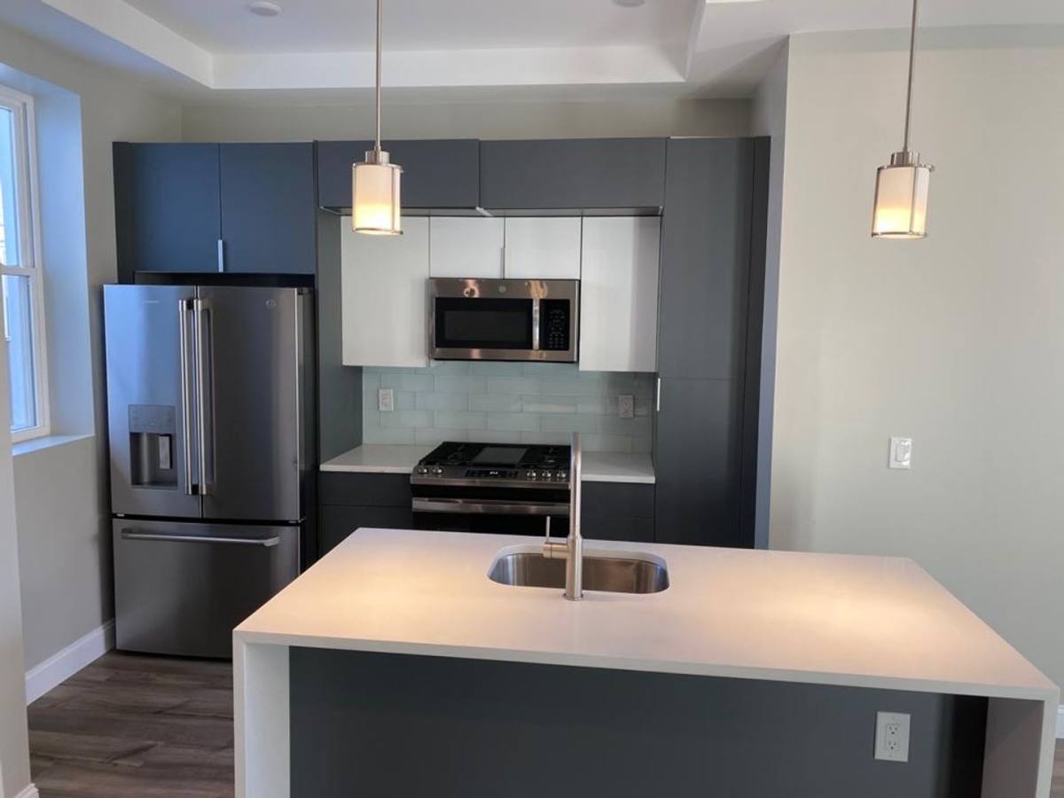 Apartment for rent at 725 N 17th St, Philadelphia, PA 19130