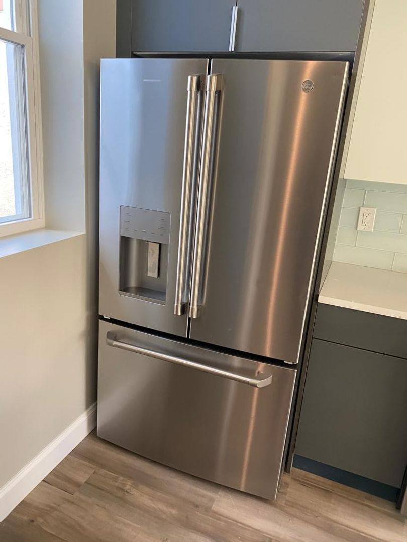 Apartment for rent at 725 N 17th St, Philadelphia, PA 19130
