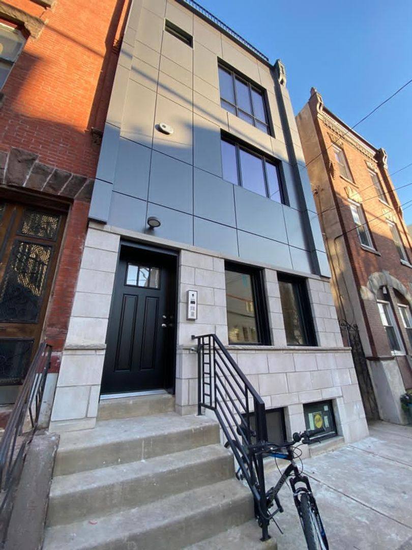 Apartment for rent at 725 N 17th St, Philadelphia, PA 19130