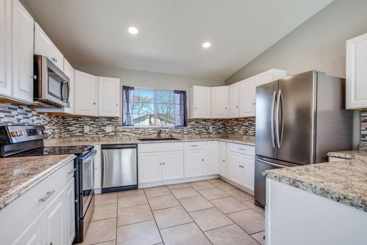 House for rent at 2610 Lakebriar St, San Antonio, TX 78222