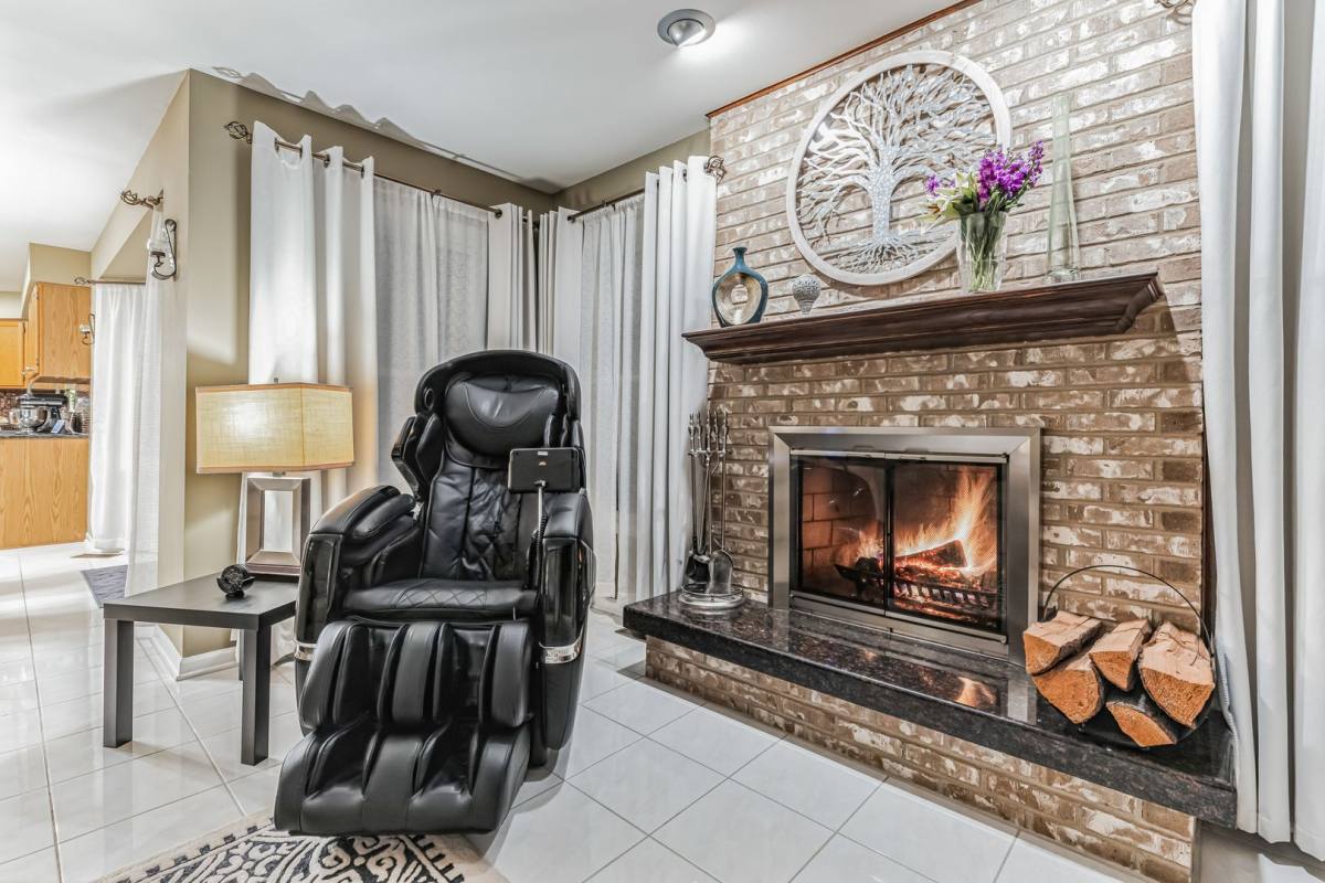 House for rent at 324 Chesapeake Lane, Bloomingdale, IL 60108