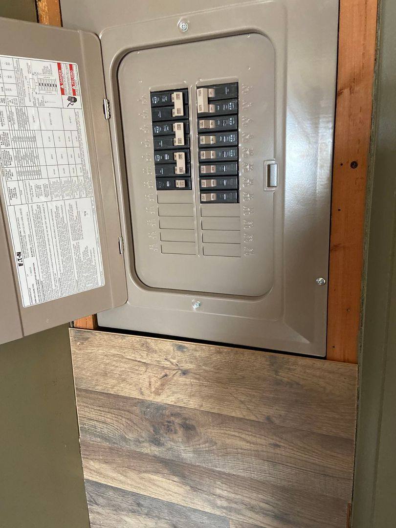 Apartment for rent at 1601 E 11th Ave, Hutchinson, KS 67501