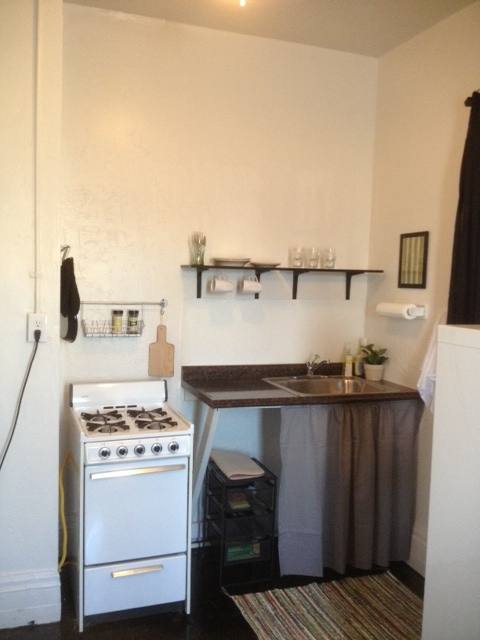 Apartment for rent at 901 917-921 Tenth Ave, San Diego, CA 92101
