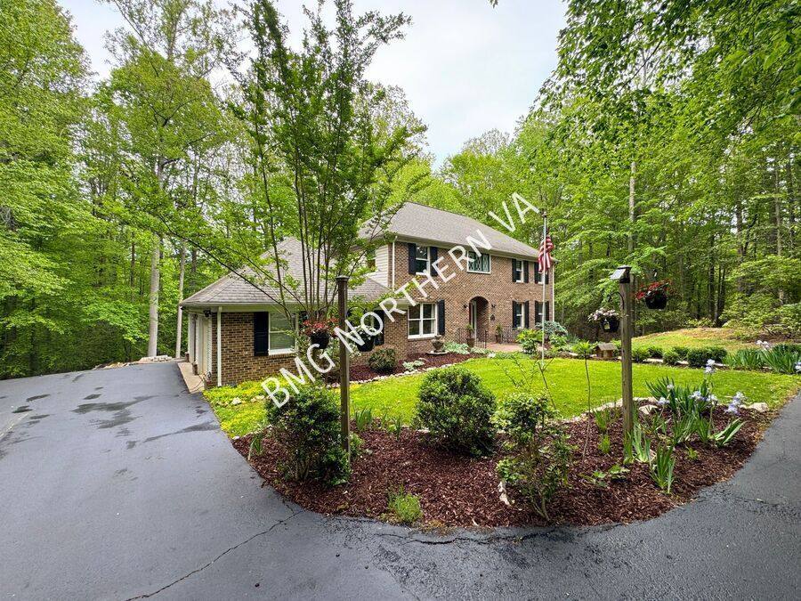 House for rent at 4800 Occoquan Overlook, Woodbridge, VA 22192