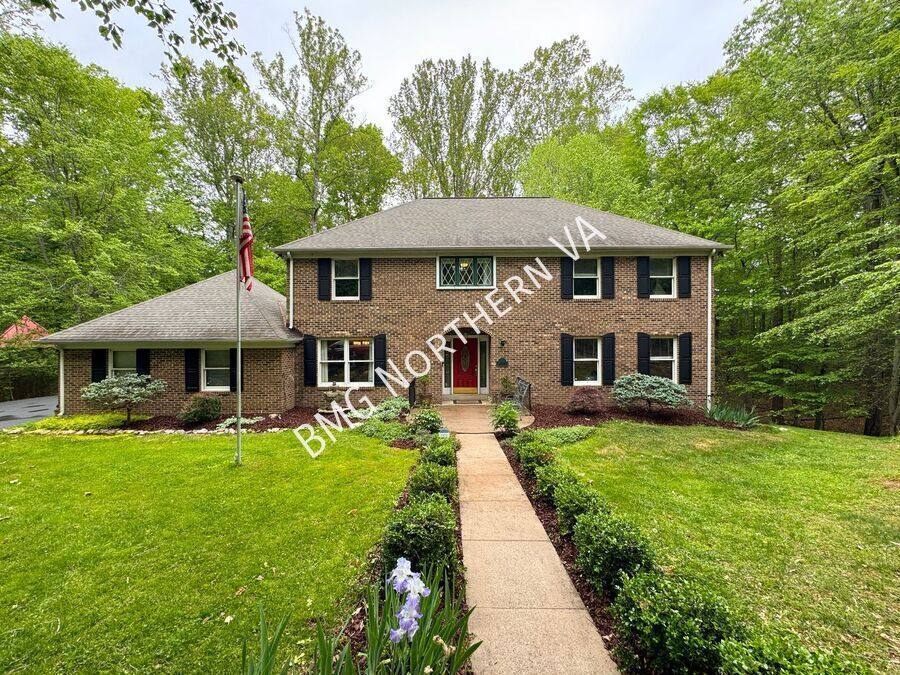 House for rent at 4800 Occoquan Overlook, Woodbridge, VA 22192