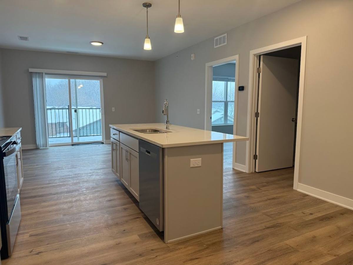 Apartment for rent at 3599 Camelot Dr SE, Grand Rapids, MI 49546