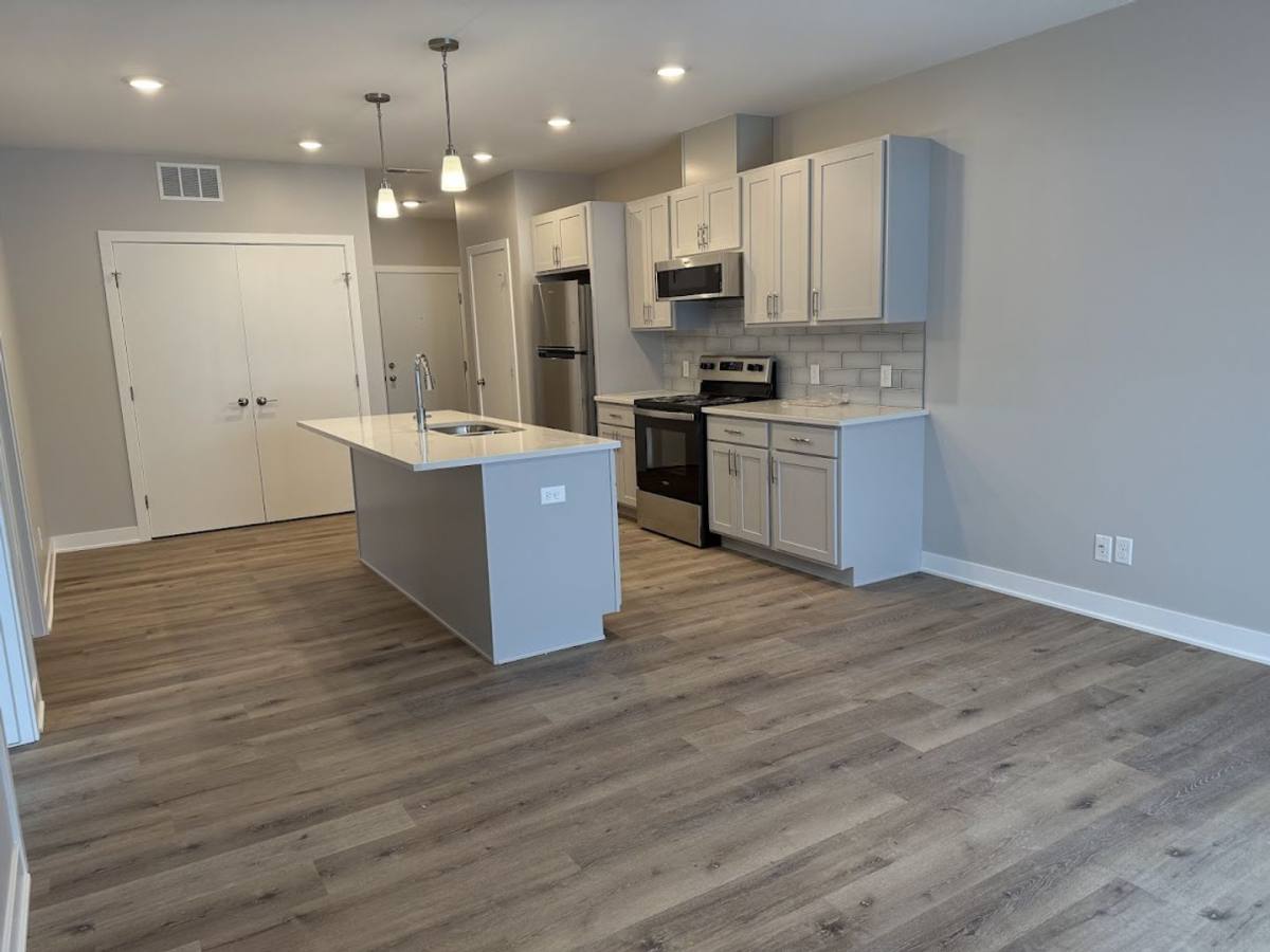 Apartment for rent at 3599 Camelot Dr SE, Grand Rapids, MI 49546
